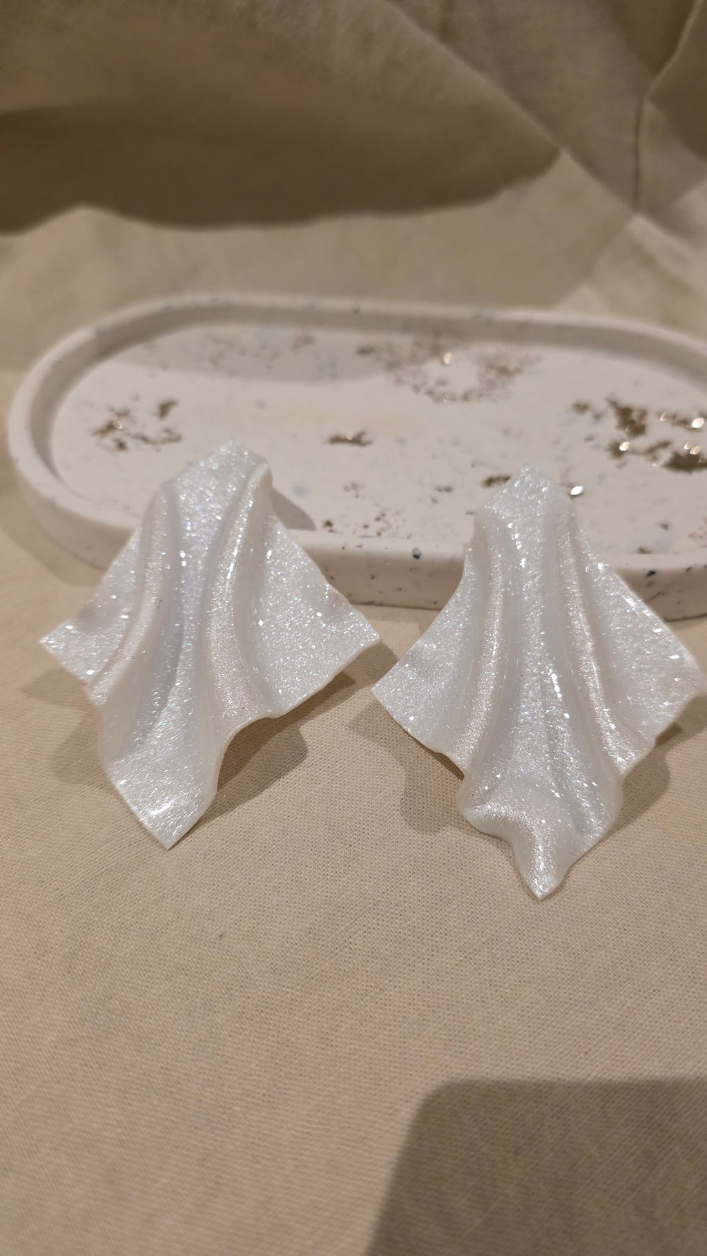 Flared Pearl Dangels